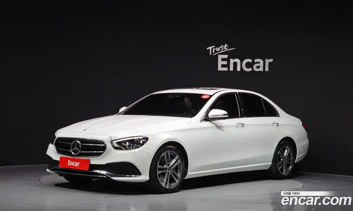 Mercedes-Benz E-Class 2021 2.0 Автомат в Москве № 178724, фото 11