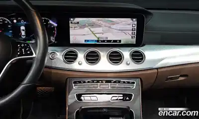 Mercedes-Benz E-Class 2021 2.0 Автомат в Москве № 178724, миниатюра 7