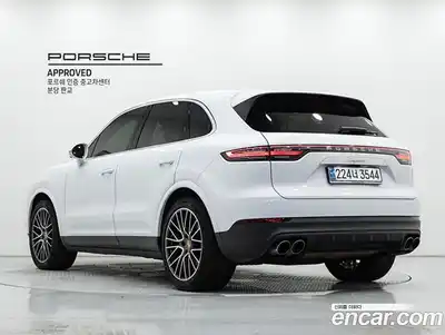 Porsche Cayenne 2023 3.0 Автомат в Москве № 184987, миниатюра 2