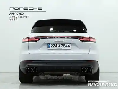 Porsche Cayenne 2023 3.0 Автомат в Москве № 184987, миниатюра 4