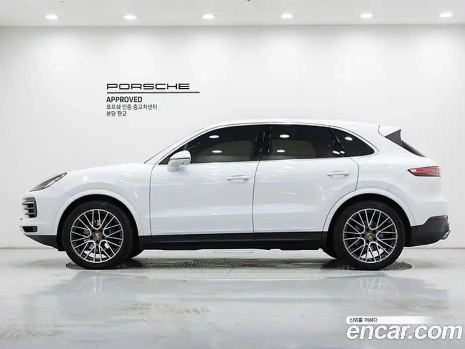 Porsche Cayenne 2023 3.0 Автомат в Москве № 184987, фото 6