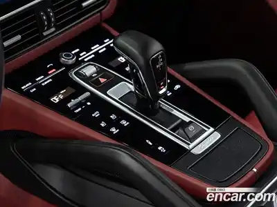 Porsche Cayenne 2023 3.0 Автомат в Москве № 184987, миниатюра 9