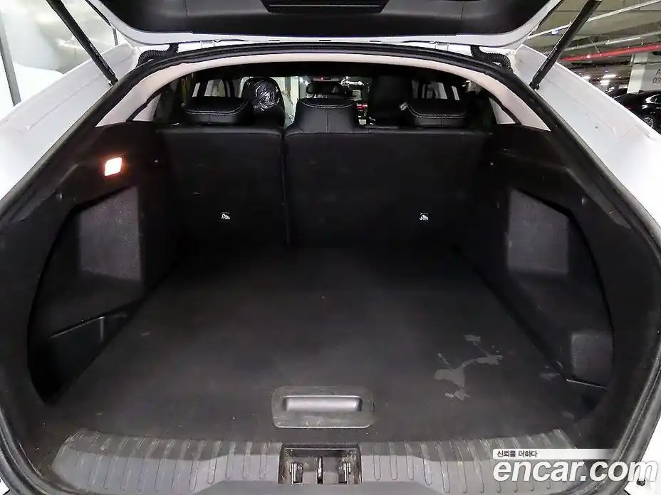 Renault XM3 2023 1.6 Автомат в Москве № 185523, фото 17