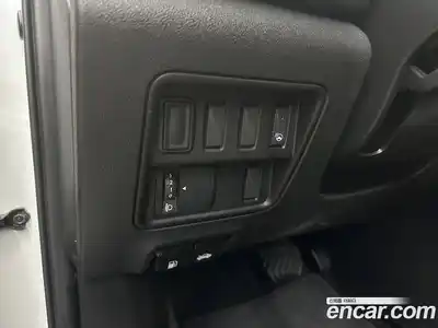 Renault QM6 2023 2.0 Автомат в Москве № 185569, миниатюра 5