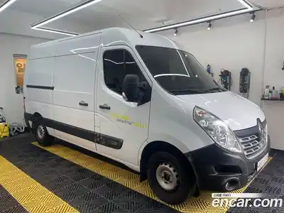 Renault Master 2019 2.3 Механическая в Москве № 185673, миниатюра 3