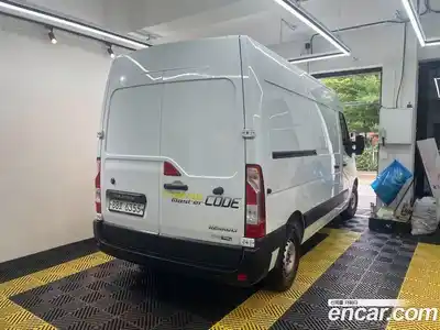 Renault Master 2019 2.3 Механическая в Москве № 185673, миниатюра 4