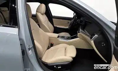 BMW 3-Series 2023 2.0 Автомат в Москве № 188036, миниатюра 11