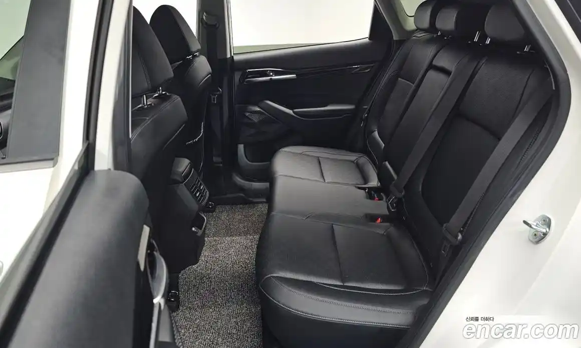 Kia Seltos 2022 1.6 Автомат в Москве № 18885, фото 11