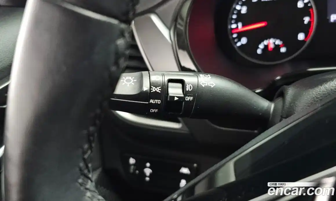 Kia Seltos 2022 1.6 Автомат в Москве № 18885, фото 20