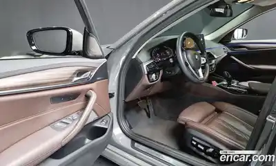 BMW 5-Series 2022 2.0 Автомат в Москве № 189874, миниатюра 3