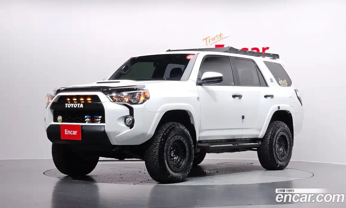 Toyota 4Runner 2015 4.0 Автомат в Москве № 190826, фото 18