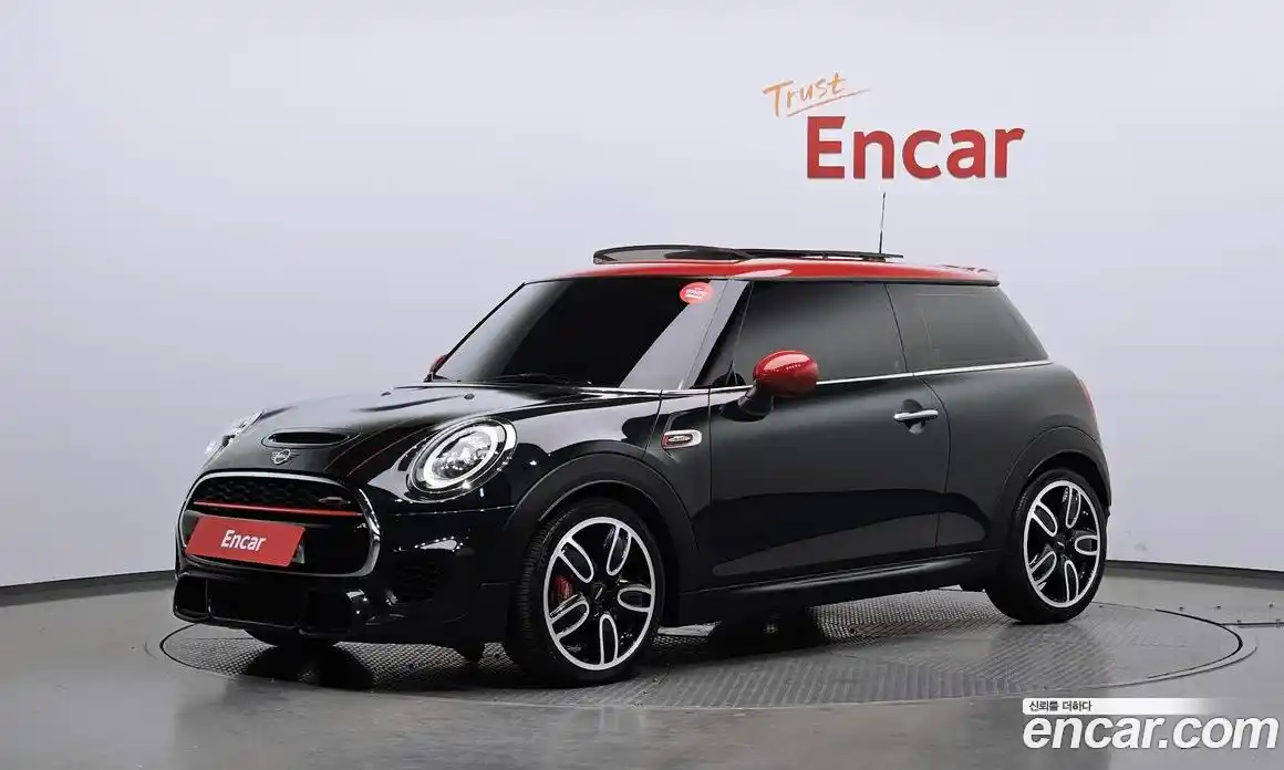 Mini Cooper 2019 2.0 Автомат в Москве № 191146, фото 14