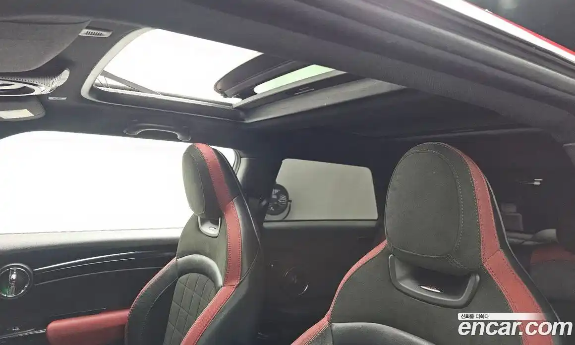 Mini Cooper 2019 2.0 Автомат в Москве № 191146, фото 16