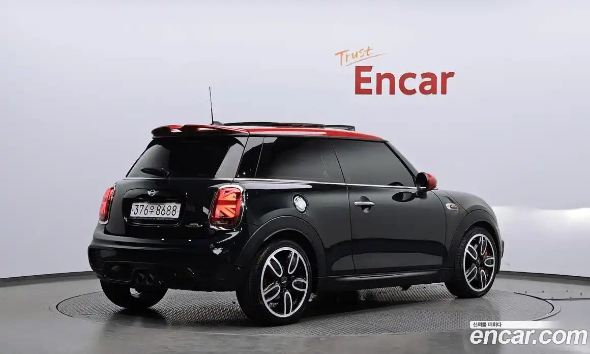 Mini Cooper 2019 2.0 Автомат в Москве № 191146, фото 18