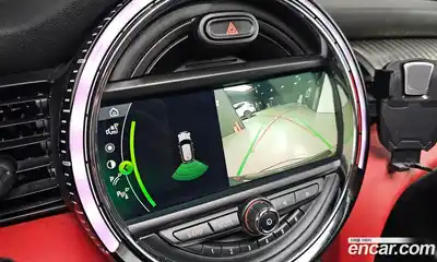 Mini Cooper 2019 2.0 Автомат в Москве № 191146, миниатюра 3