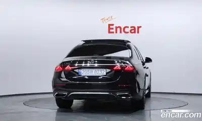 Mercedes-Benz E-Class 2025 2.0 Автомат в Москве № 193724, миниатюра 3