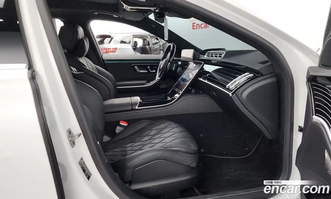 Mercedes-Benz S-Class 2024 4.0 Автомат в Москве № 193845, фото 8