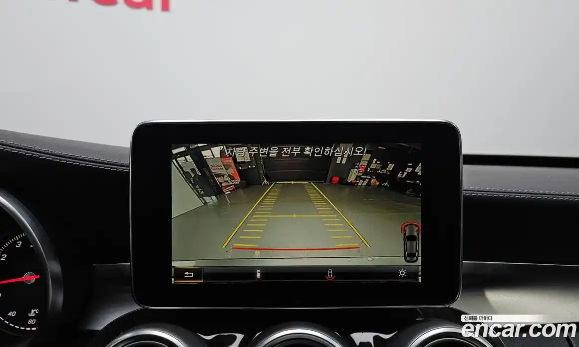 Mercedes-Benz C-Class 2018 2.0 Автомат в Москве № 194364, фото 9