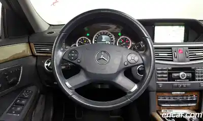 Mercedes-Benz E-Class 2011 3.5 Автомат в Москве № 194982, миниатюра 7