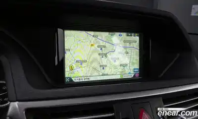 Mercedes-Benz E-Class 2011 3.5 Автомат в Москве № 194982, миниатюра 10