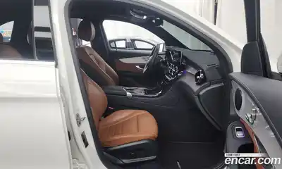 Mercedes-Benz GLC-Class 2022 2.0 Автомат в Москве № 195121, миниатюра 9