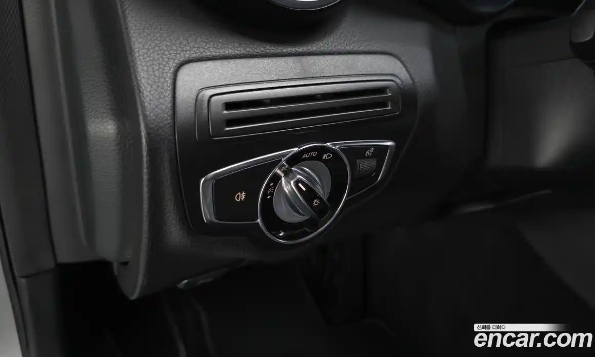 Mercedes-Benz C-Class 2016 2.0 Автомат в Москве № 195306, фото 20