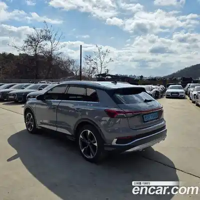 Audi Q4 e-tron 2023 0.2 Автомат в Москве № 196718, миниатюра 4