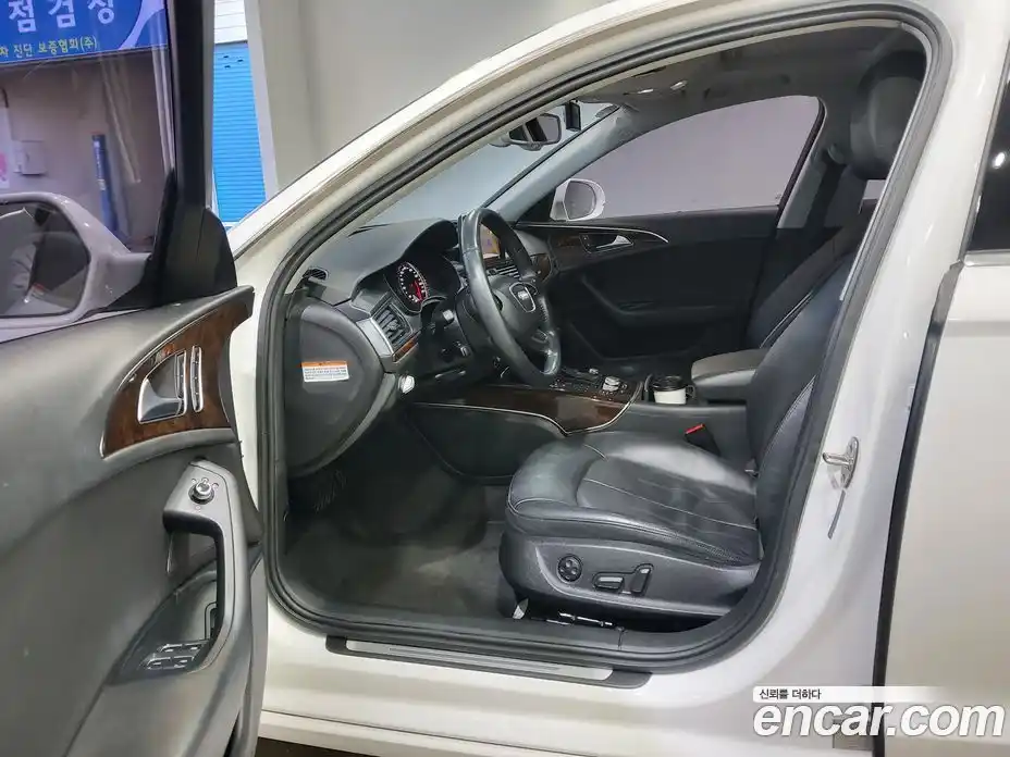 Audi A6 2015 3.0 Автомат в Москве № 196847, фото 11