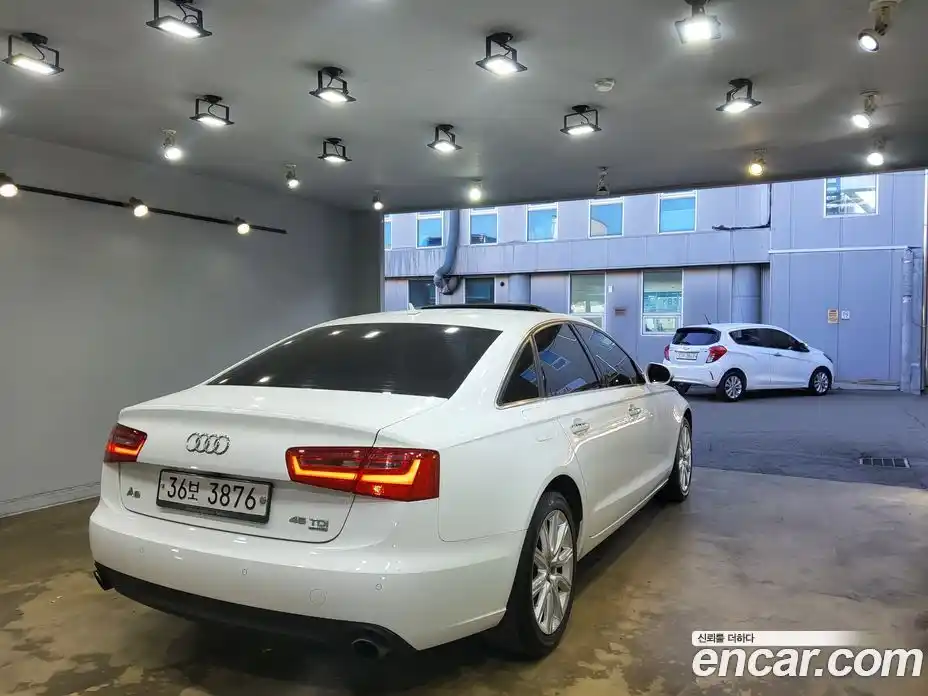 Audi A6 2015 3.0 Автомат в Москве № 196847, фото 2