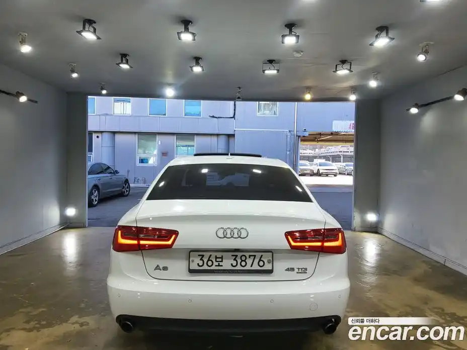 Audi A6 2015 3.0 Автомат в Москве № 196847, фото 4
