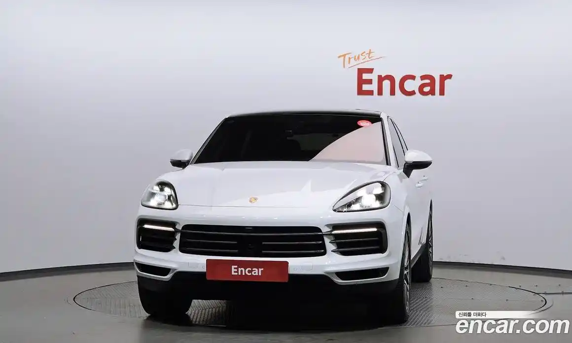 Porsche Cayenne 2023 3.0 Автомат в Москве № 197130, фото 3