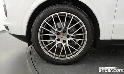 Porsche Cayenne 2023 3.0 Автомат в Москве № 197130, миниатюра 5
