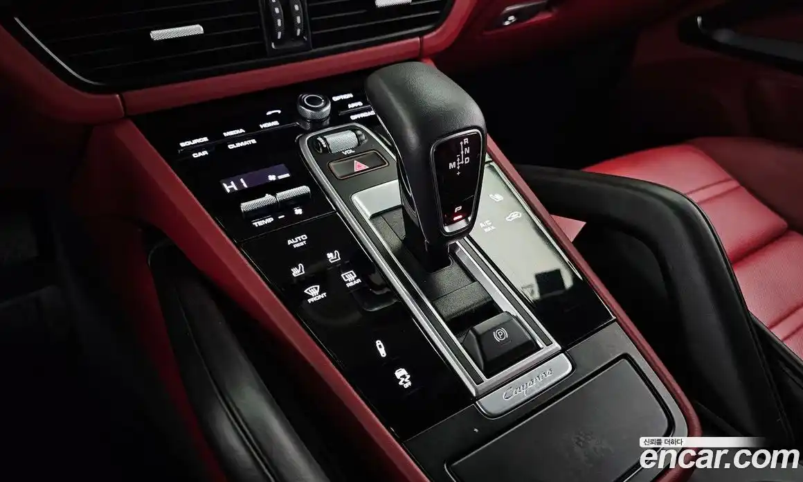 Porsche Cayenne 2022 3.0 Автомат в Москве № 197188, фото 7