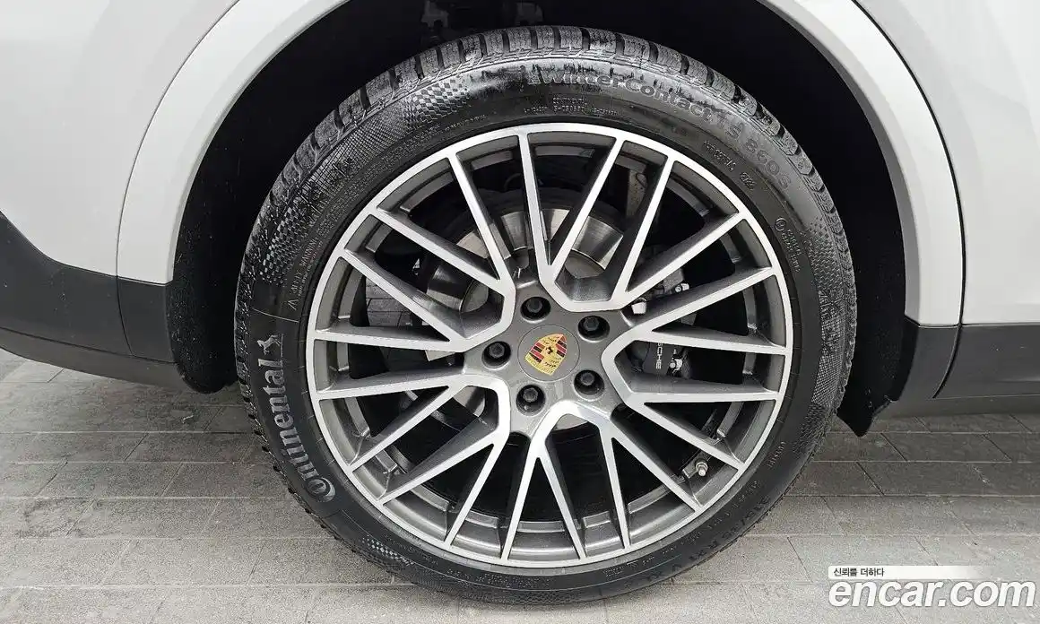 Porsche Cayenne 2022 3.0 Автомат в Москве № 197188, фото 9