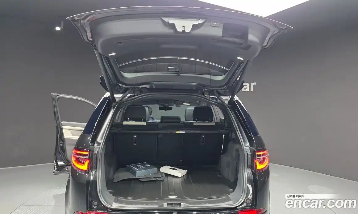 Land Rover Discovery Sport 2025 2.0 Автомат в Москве № 198041, фото 13