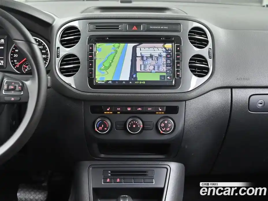 Volkswagen Tiguan 2016 2.0 Автомат в Москве № 199327, фото 14