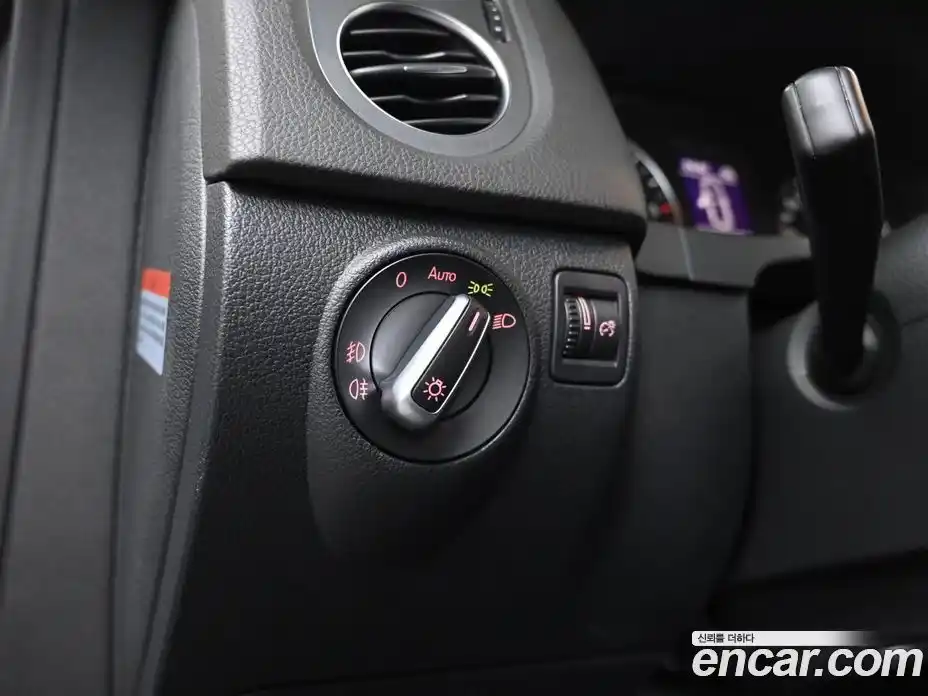 Volkswagen Tiguan 2016 2.0 Автомат в Москве № 199327, фото 18