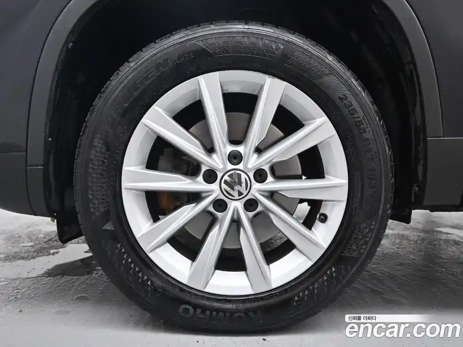 Volkswagen Tiguan 2016 2.0 Автомат в Москве № 199327, фото 5