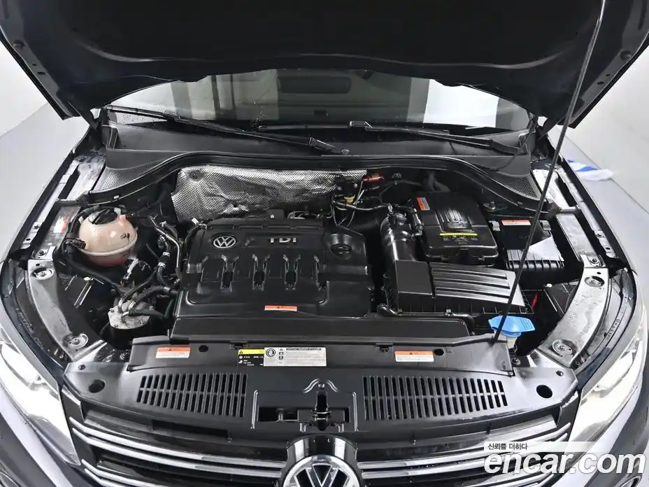 Volkswagen Tiguan 2016 2.0 Автомат в Москве № 199327, фото 6