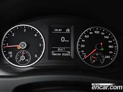 Volkswagen Tiguan 2016 2.0 Автомат в Москве № 199327, миниатюра 8