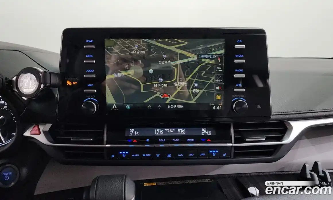 Toyota Sienna 2022 2.5 Автомат в Москве № 199514, фото 8