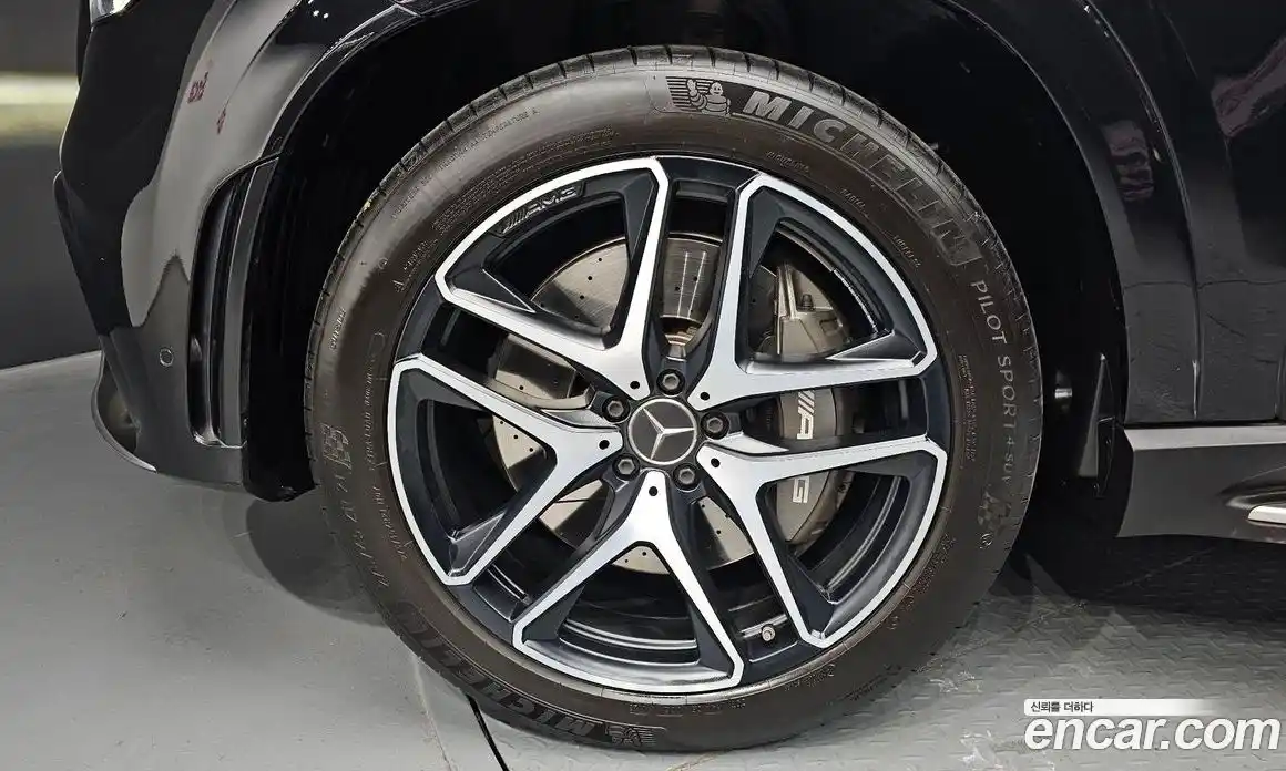 Mercedes-Benz GLE-Class 2023 3.0 Автомат в Москве № 204297, фото 5