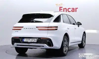 Genesis GV70 2023 2.5 Автомат в Москве № 20670, миниатюра 2