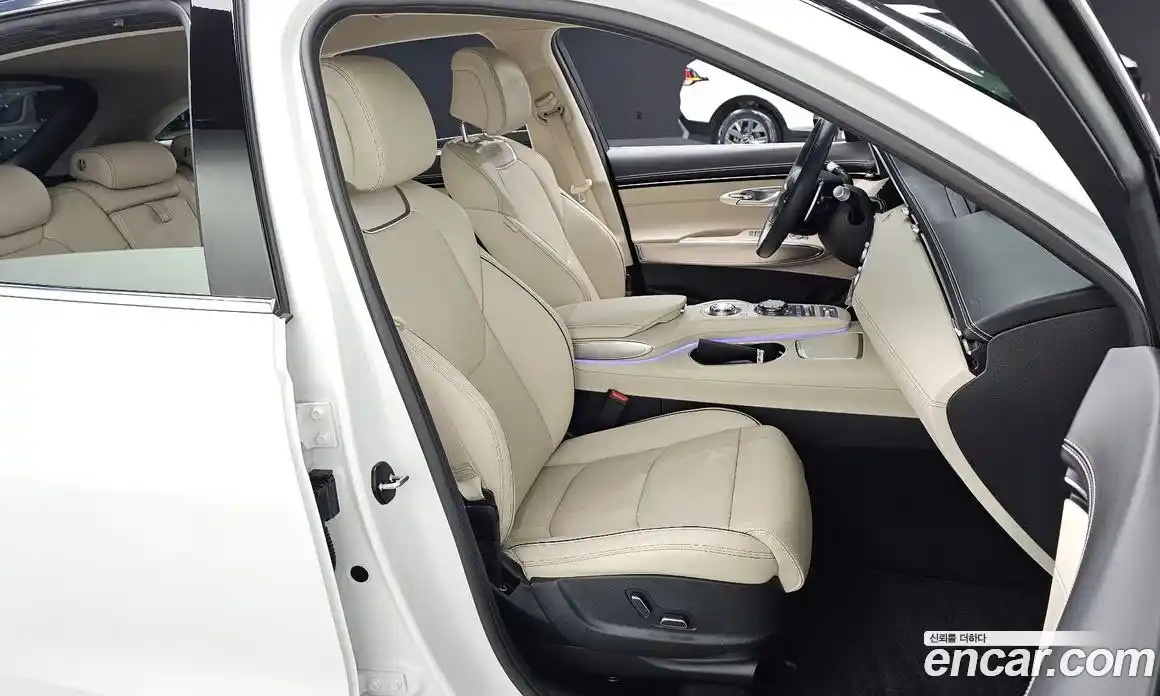 Genesis GV70 2023 2.5 Автомат в Москве № 20670, фото 10