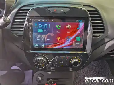 Renault QM3 2016 1.5 Автомат в Москве № 209911, миниатюра 10