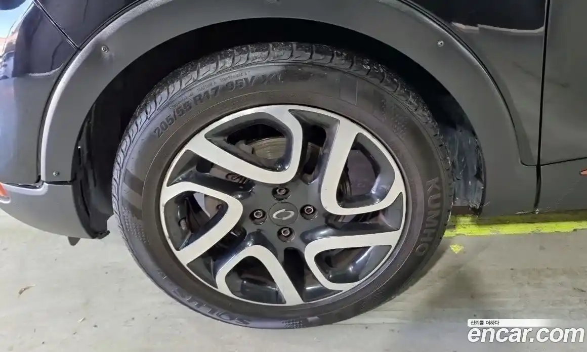 Renault QM3 2014 1.5 Автомат в Москве № 210039, фото 5