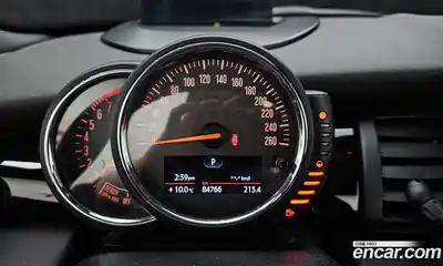 Mini Cooper Convertible 2017 1.5 Автомат в Москве № 211264, миниатюра 10