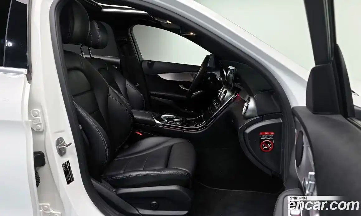 Mercedes-Benz C-Class 2021 2.0 Автомат в Москве № 211997, фото 10