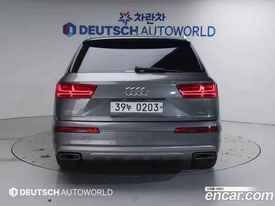 Audi Q7 2016 3.0 Автомат в Москве № 212684, фото 4