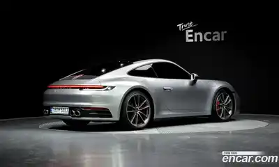 Porsche 911, 2024